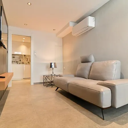 The Place Apartment *