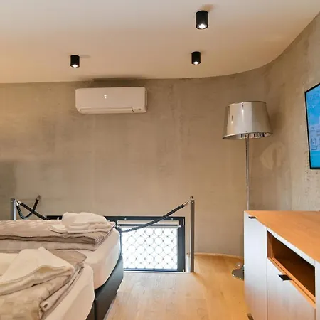 The Place Apartment