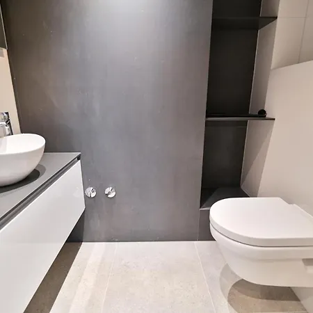 The Place Apartment *